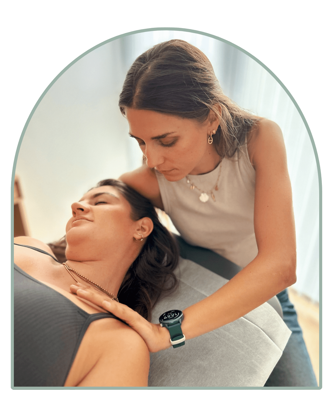 Romane Chapot Ostéopathe D.O spécialisée en pédiatrie et perinatalité - Ostéopathie périnatale - Haute-Savoie